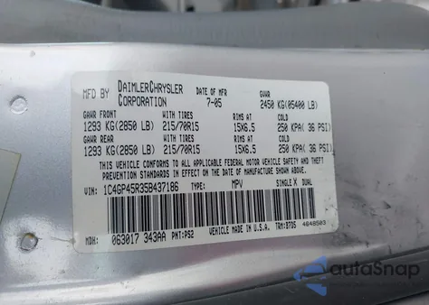 2005 Chrysler Town & Country z USA, uszkodzony, nr VIN 1C4GP45R35B437186